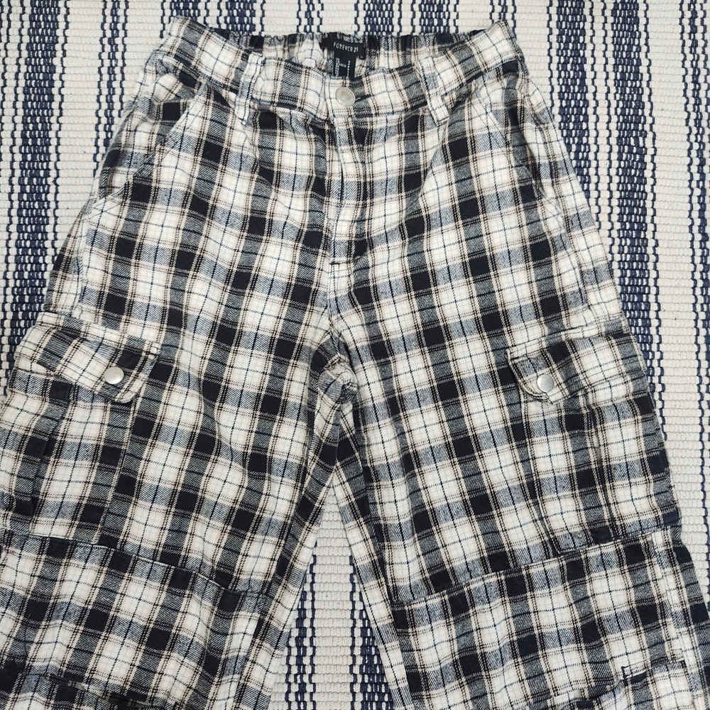 Forever 21 Women Black White Plaid Cargo Pants High Waisted Wide Leg Size S - Picture 2 of 8